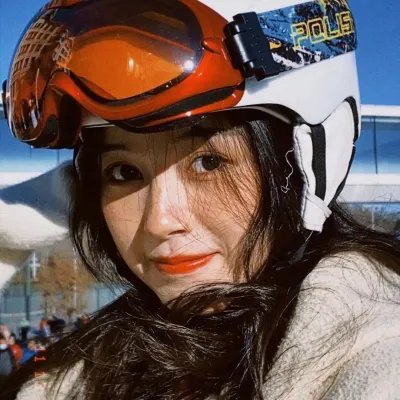 我们在黑夜中相拥